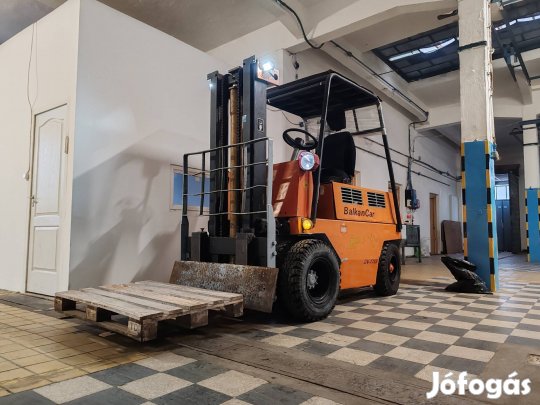 Balkancar dv 1733, dizel, 3.2 T. kézi váltós. Bp, xx ker. 