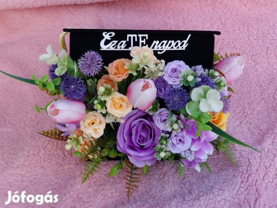 Ballagó doboz. "Ez a te napod" Felirattal