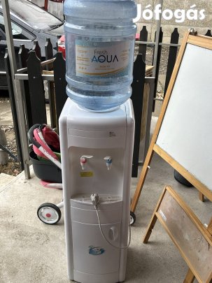 Ballonos vízadagoló 