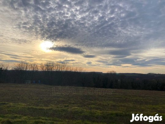 Bálványoson dupla belterületi telek eladó