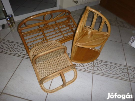 Bambuszbutor ivelt előszoba garnitúra nagyon szép. sz.f.vár