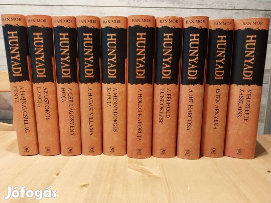 Bán Mór: Hunyadiak első 10 kötete