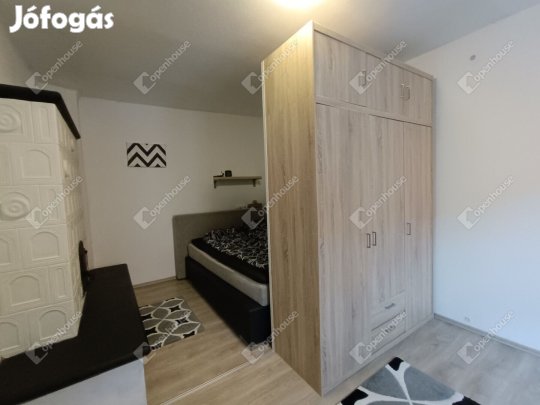 Bánfalva LEGCSENDESEBB utcájában eladó családi ház