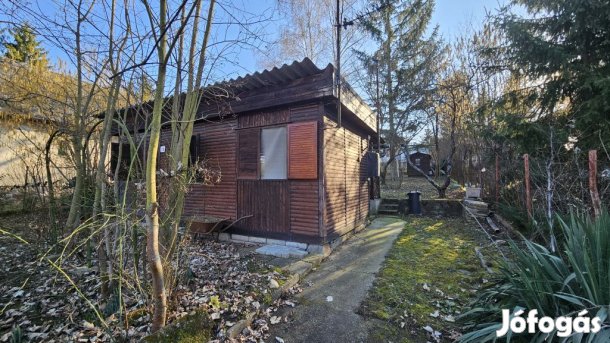 Bánk, Juhász Gyula utca, 30 m2-es, üdülő, 1 szobás, felújítandó