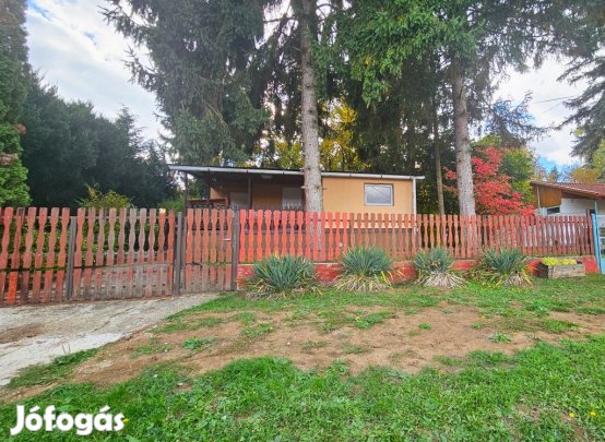 Bánk, Juhász Gyula utca, 40 m2-es, üdülő, 1+1 szobás, jó állapotú