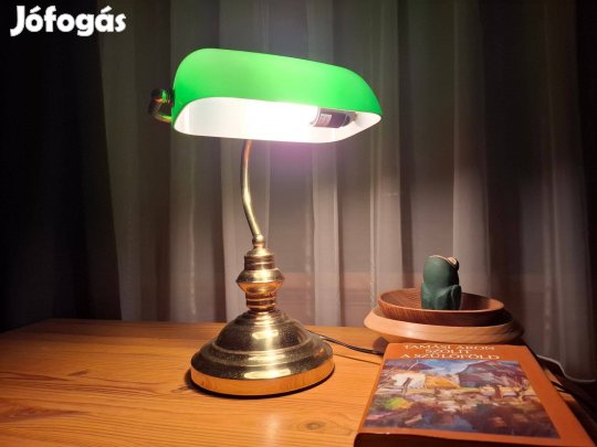 Banklámpa - Szarvasi asztali lámpa