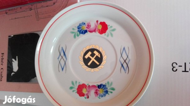 Bányász címeres aranyozott Dísztányér Régi Hollóházi porcelán