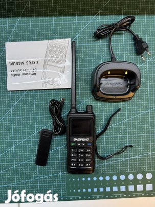 Baofeng UV-17 Pro GPS repsávos kézi rádió eladó