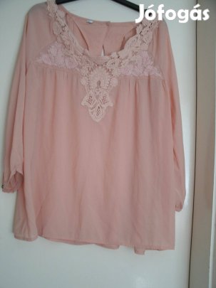 Barackvirág színű blúz Mellbősége 104 cm hossza: 65 cm,
