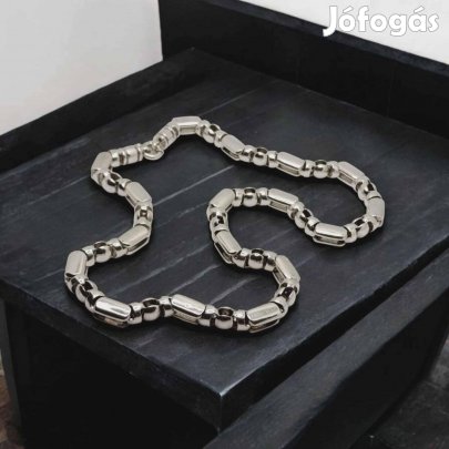 Baraka ezüst nyaklánc.