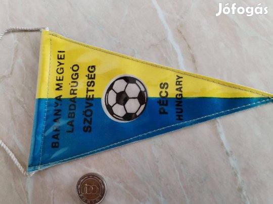 Baranya M. Labdarúgó Szövetség Pécsi régi asztali zászló