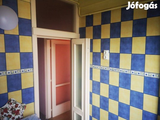 Barátságos 54m2-es, 2 szobás,Újpest Nyár utcai, panel lakásunk eladjuk