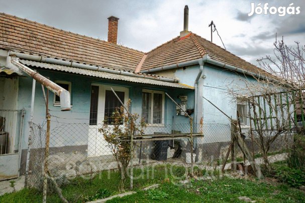 Barbacs - Összközműves családi ház Eladó