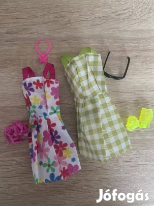 Barbie baba ruhák kiegészítőkkel 2
