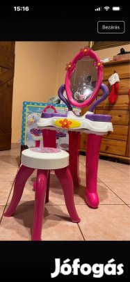 Barbie fésülködő asztal székkel!