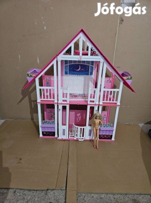 Barbie ház kiegészítőkkel