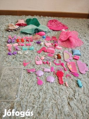 Barbie kellékek