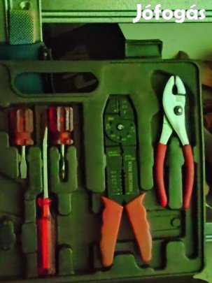 Barkács szerszámkeszlet elado,alig használt