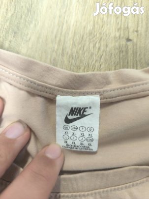 Barna Nike póló