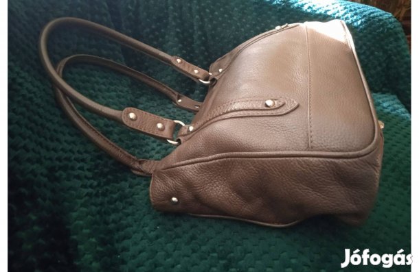 Barna, valódi bőr táska, válltáska