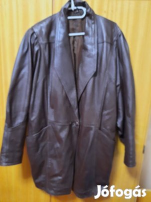 Barna bőrkabát