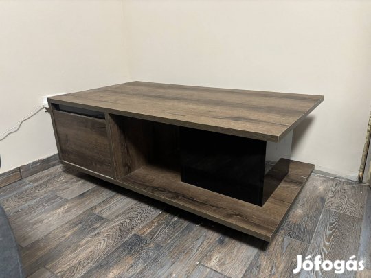 Barna/fekete Dohányzóasztal