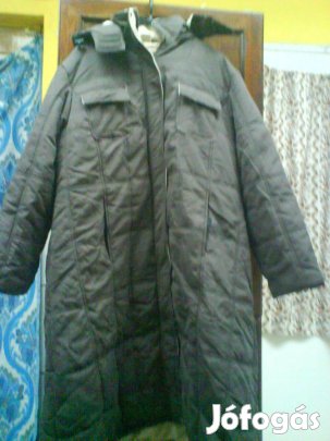 Barna hosszú steppelt kabát