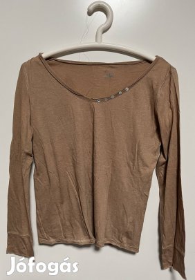 Barna hosszujjú felső