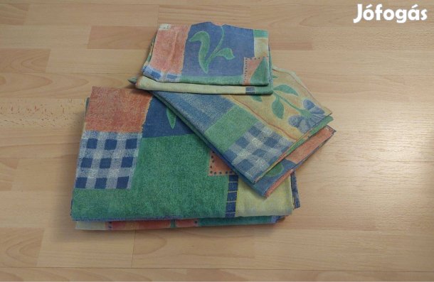 Barna-kék levélmintás ágynemű, komplett