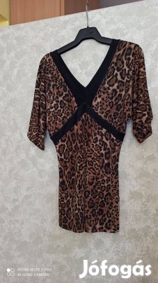 Barna leopárdmintás háromnegyedes ujjú felső