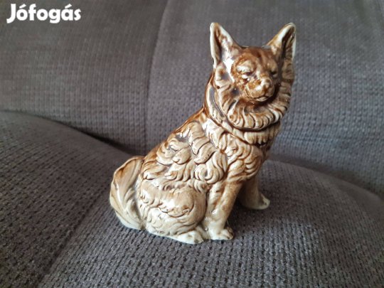 Barna porcelán kutya eladó