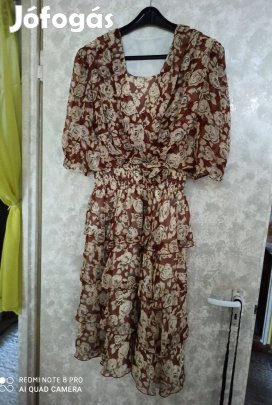 Barna rózsamintás nagy méretű muszlin ruha 48-as