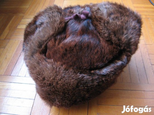 Barna usanka, téli sapka