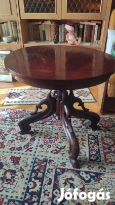 Barokk (stilusu) póklábú dohányzóasztal ár alatt