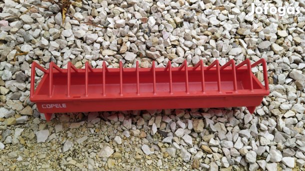 Baromfi (csirke) etető vályú, műanyag 50cm