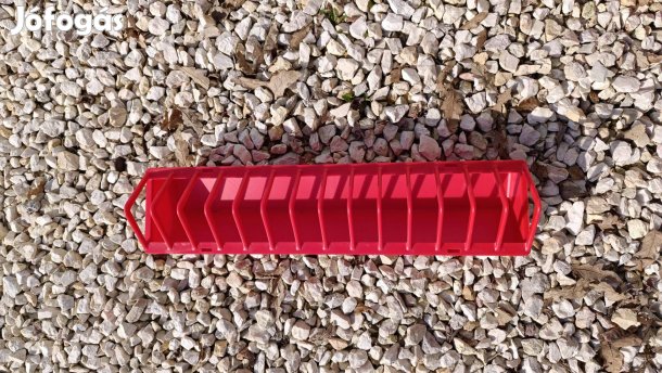 Baromfi (csirke) etető vályú, műanyag 50cm