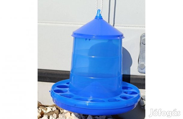 Baromfi etető 4 kg, műanyag, felakasztható