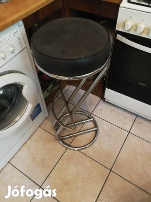 Bárszék, 2 db. 