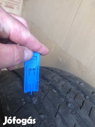 Barum 255/40 r20 nyári gumi 