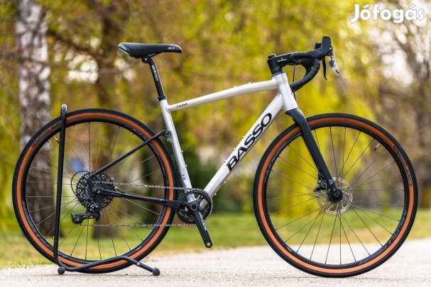 Basso Tera (53) alu-karbon gravel kerékpár