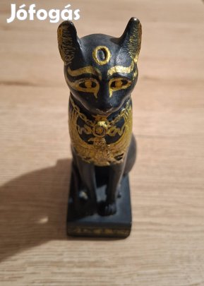 Básztet egyiptomi macska szobor