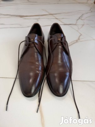 Bata 41-es barna férfi cipő eladó!