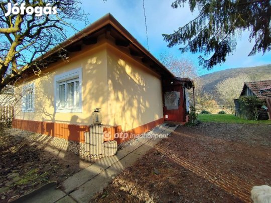 Bátori eladó 51 nm-es ház