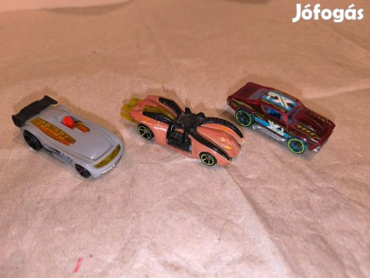 Battle Spec, Arachnorod, '69 Chevelle Red Hot Wheels autók