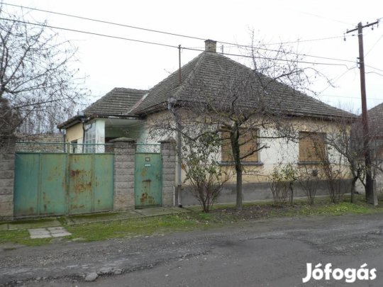 Bátyán komfortos családi ház eladó! - Bátya