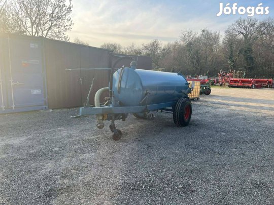 Bauer 3300l szippantó,vízszállító