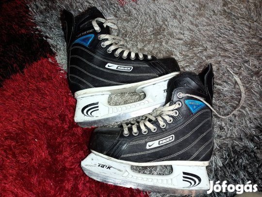 Bauer Supreme lighting Ti jégkorcsolya