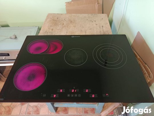 Bauknecht beépíthető önálló kerámia főzőlap,77cm széles