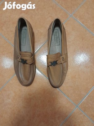 Bay Street 42 42-es mokaszin férfi bőr cipő