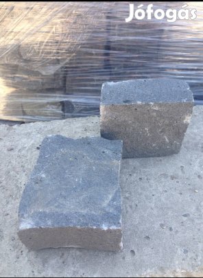 Bazalt burkolókő, macskakő 10*10* 5cm Eladó
